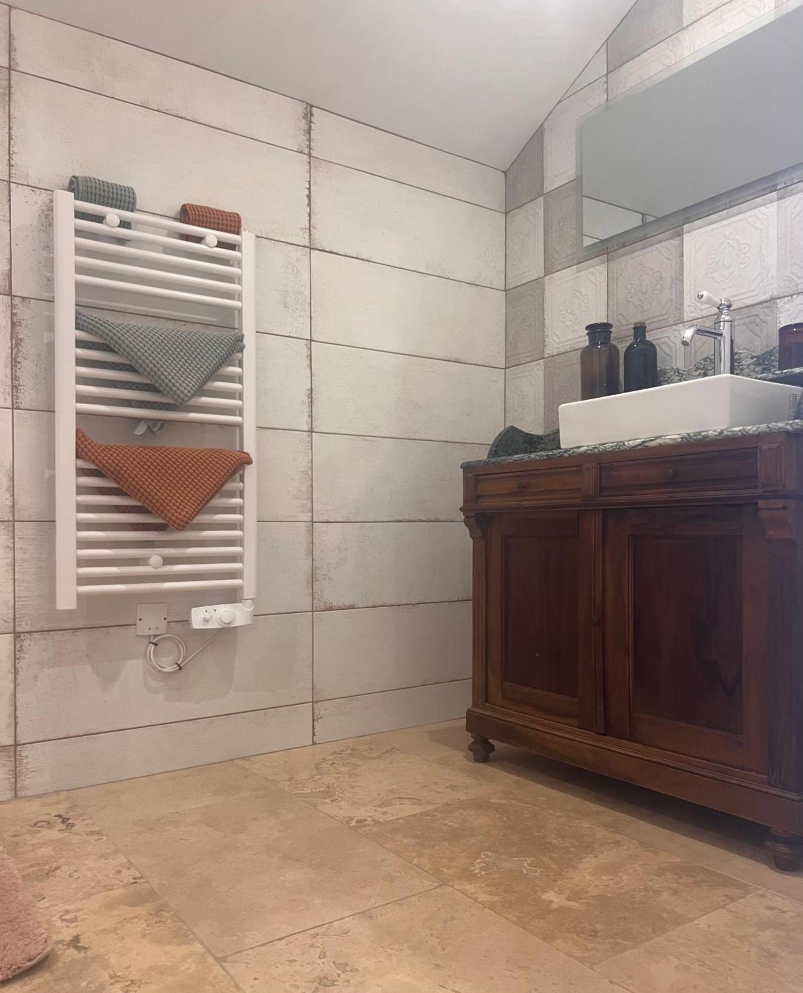 Cuneges Au Pre De Karine B&B 외부 사진
